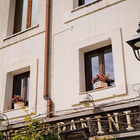 Dimora Nel Cuore Del Centro Storico Di Monopoli Bagian luar foto